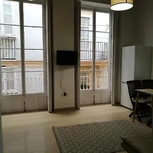 https://apartamentos-valverde-cdiz-1-b.es-andalucia.com