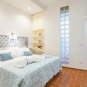 https://casa-orchidea.it-romehotels.com